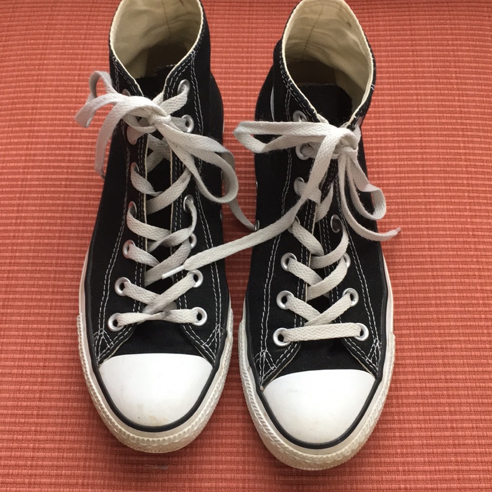 Converse all stars.
